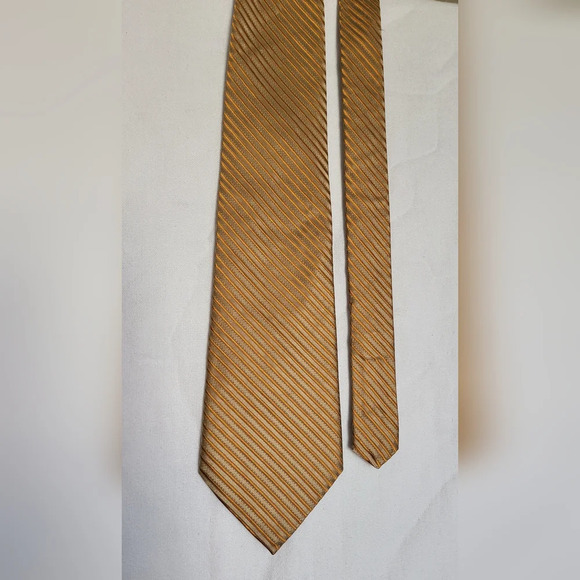 J. Ferrar Preppy Orange Cream Striped 100% Silk Vintage Career Tie‎ Academia - Picture 2 of 5